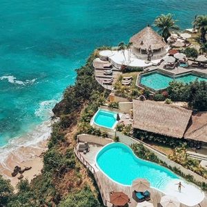 Meet your Posher, Kennett